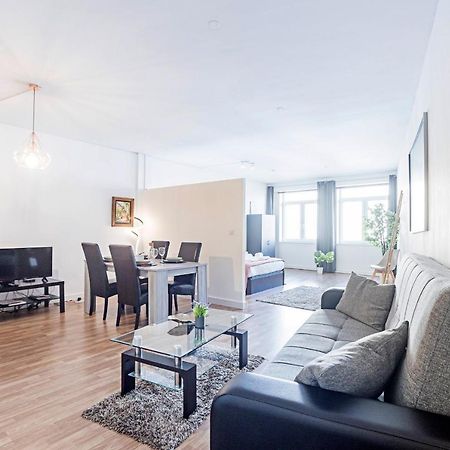 Amazing Apartment In Downtown Porto By Lovelystay Εξωτερικό φωτογραφία